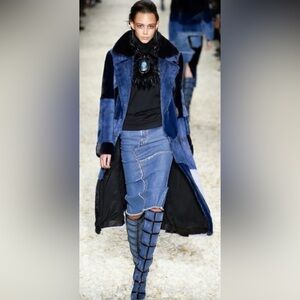 Tom Ford Blue Pencil Skirt